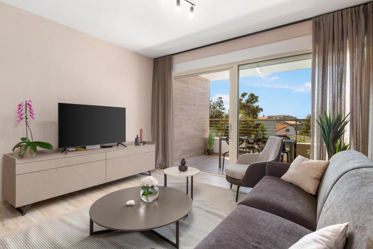 Apartment Hana Pjescana Uvala Exteriör bild