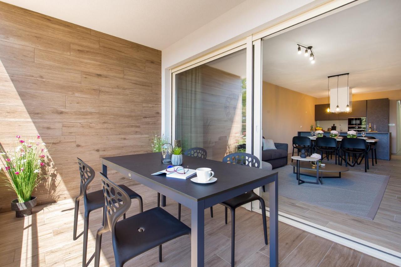Apartment Hana Pjescana Uvala Exteriör bild